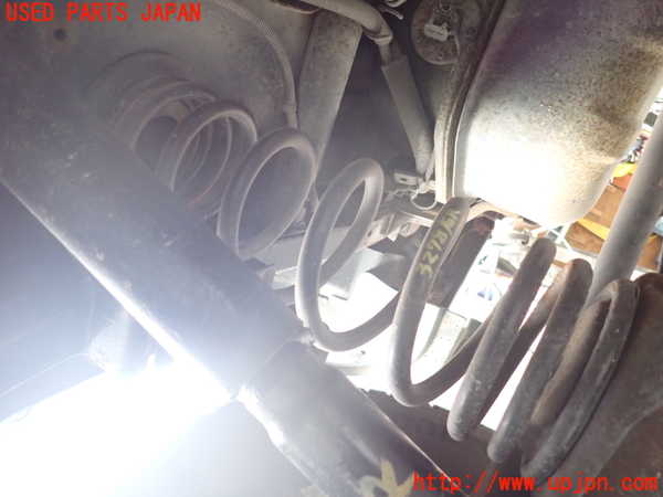 1UPJ-32785100]ビッグホーン(UBS73GW)右リアスプリング 中古_m0001.jpg