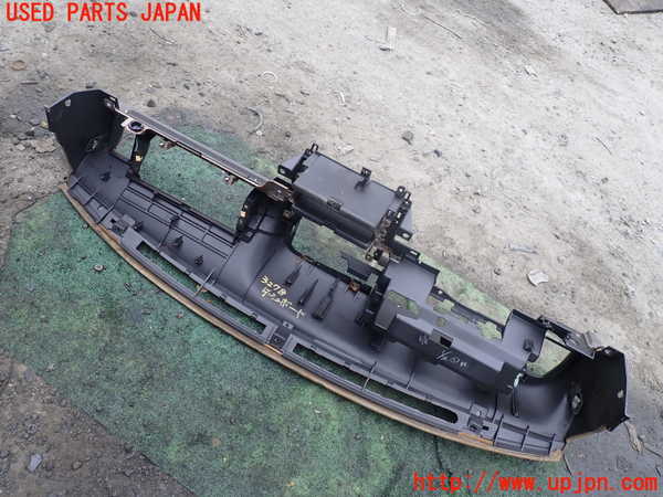 5UPJ-32787505]ビッグホーン(UBS73GW)ダッシュボード 中古_m0003.jpg