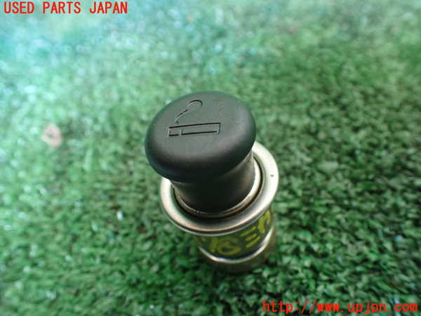 1UPJ-32787815]ビッグホーン(UBS73GW)シガライター 中古_m0001.jpg