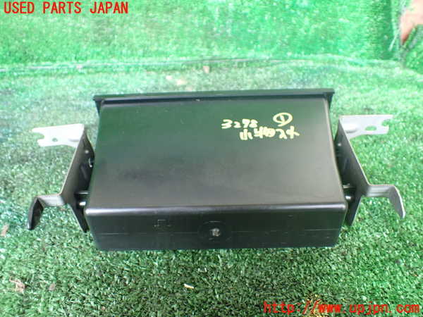 1UPJ-32787841]ビッグホーン(UBS73GW)小物入れ1 中古_m0002.jpg