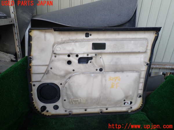 1UPJ-32781264]ビッグホーン(UBS73GW)左前ドア内張り 中古_m0004.jpg