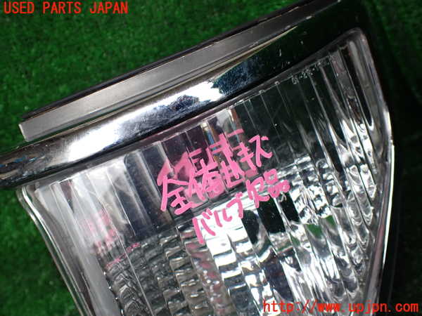 1UPJ-32791152]ランクルプラド(KZJ71W)左コーナーランプ 中古_m0002.jpg