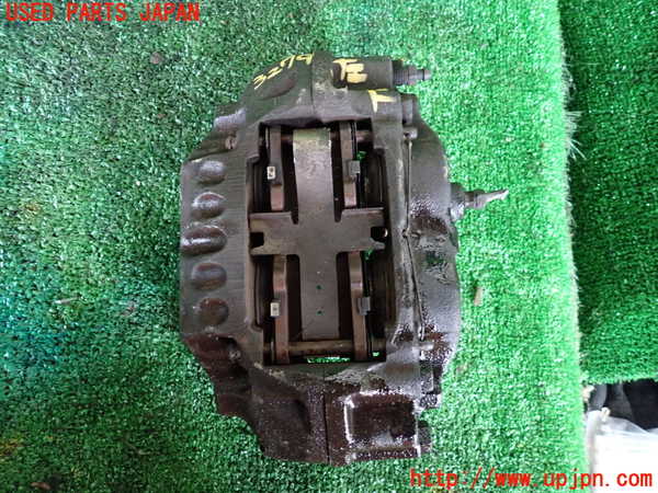 5UPJ-32794085]ランクルプラド(KZJ71W)左フロントキャリパー 中古_m0001.jpg