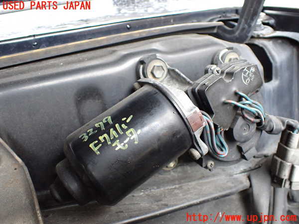 1UPJ-32796770]ランクルプラド(KZJ71W)フロントワイパーモーター 中古_m0001.jpg