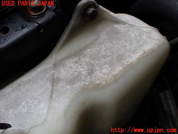 1UPJ-32796791]ランクルプラド(KZJ71W)ウォッシャータンク1 中古_m0002.jpg