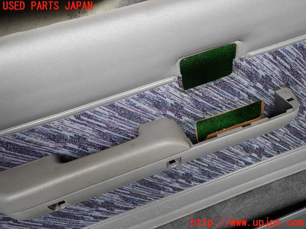 1UPJ-32791264]ランクルプラド(KZJ71W)左前ドア内張り 中古_m0002.jpg