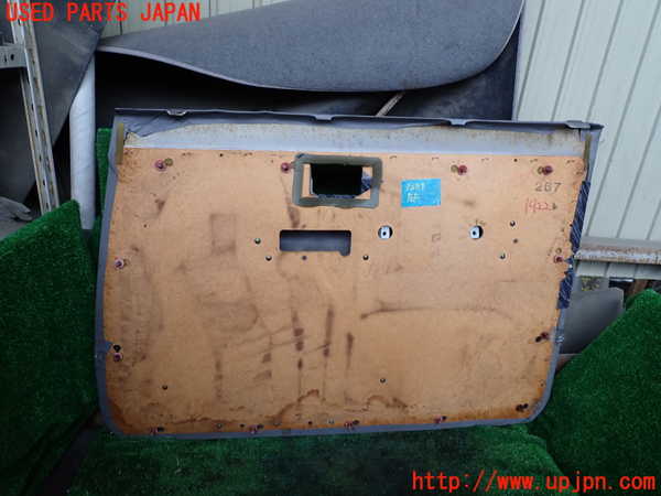 1UPJ-32791264]ランクルプラド(KZJ71W)左前ドア内張り 中古_m0004.jpg