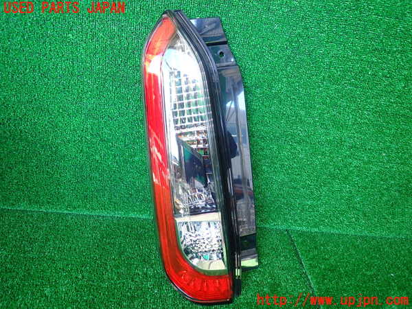 1UPJ-32801536]デリカミニ(B34A)左テールランプ 中古_m0001.jpg