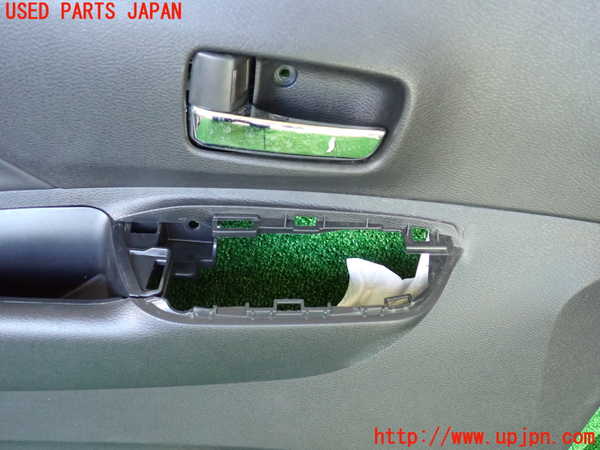 1UPJ-32801264]デリカミニ(B34A)左前ドア内張り 中古_m0002.jpg