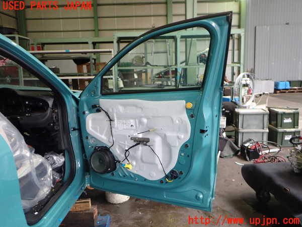 2UPJ-32811230]フィアット・600e(FH1FI)右前ドア 中古 MOPAR SAINT-GOBAIN SEKURIT M391 43R-01390_m0003.jpg