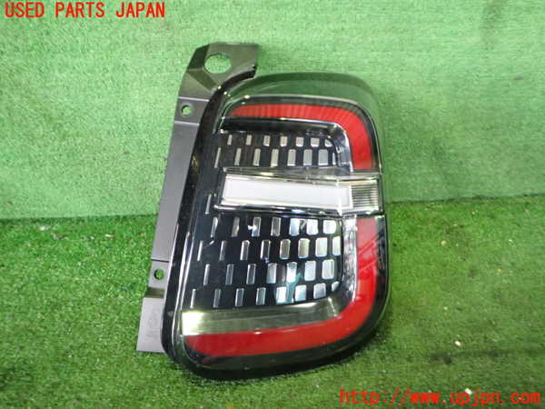 2UPJ-32811530]フィアット・600e(FH1FI)右テールランプ 中古_m0001.jpg