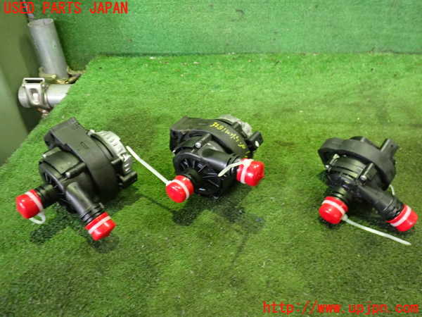 2UPJ-32812110]フィアット・600e(FH1FI)ウォーターポンプ 中古_m0002.jpg