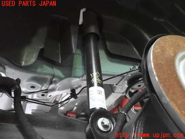 2UPJ-32815075]フィアット・600e(FH1FI)左リアショックアブソーバー 中古_m0001.jpg