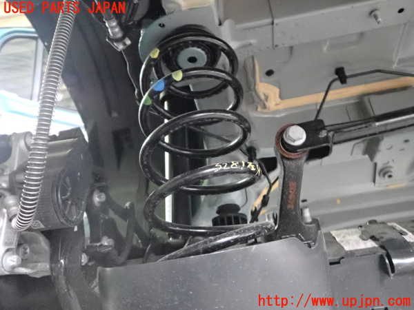 2UPJ-32815105]フィアット・600e(FH1FI)左リアスプリング 中古_m0001.jpg