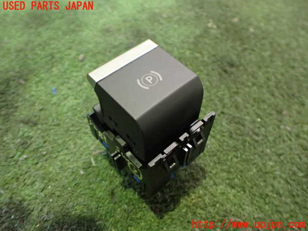 2UPJ-32816307]フィアット・600e(FH1FI)スイッチ2（電動パーキング） 中古_m0001.jpg