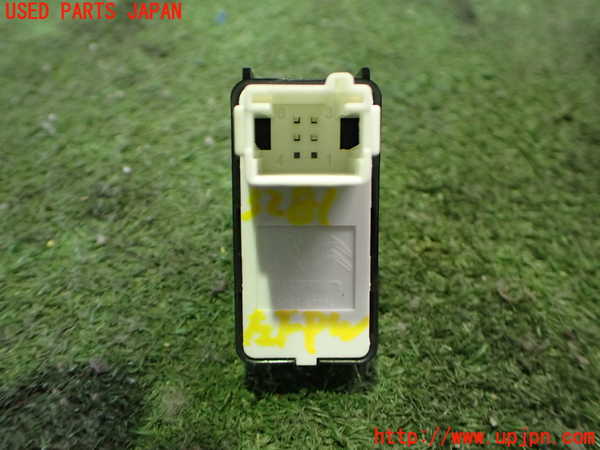 2UPJ-32816245]フィアット・600e(FH1FI)左前パワーウィンドウスイッチ 中古_m0002.jpg