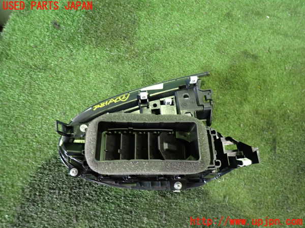 2UPJ-32817527]フィアット・600e(FH1FI)エアコン吹き出し口2 中古_m0002.jpg