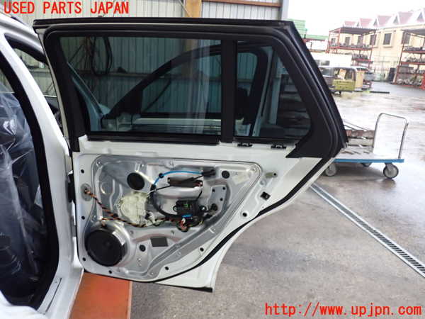 2UPJ-32821290]ベンツ C180 ステーションワゴン(204249)(S204)右後ドア (43R-00049 M25) 中古_m0004.jpg