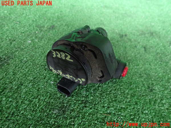 2UPJ-32822110]ベンツ C180 ステーションワゴン(204249)(S204)ウォーターポンプ 中古_m0001.jpg