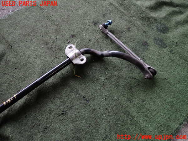 2UPJ-32825440]ベンツ C180 ステーションワゴン(204249)(S204)フロントスタビライザー 中古_m0002.jpg
