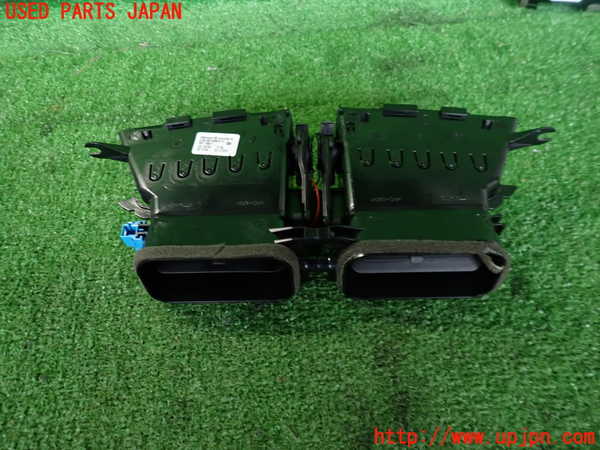 2UPJ-32827526]ベンツ C180 ステーションワゴン(204249)(S204)エアコン吹き出し口1 真中 中古_m0002.jpg