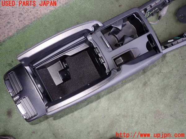 2UPJ-32827540]ベンツ C180 ステーションワゴン(204249)(S204)センターコンソール 中古_m0003.jpg