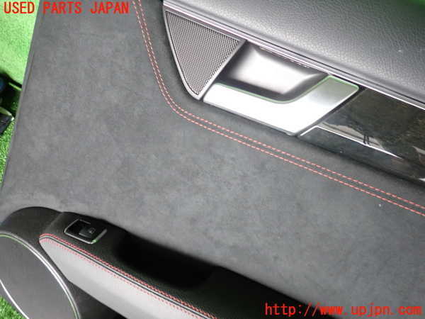 2UPJ-32821294]ベンツ C180 ステーションワゴン(204249)(S204)右後ドア内張り 中古_m0002.jpg