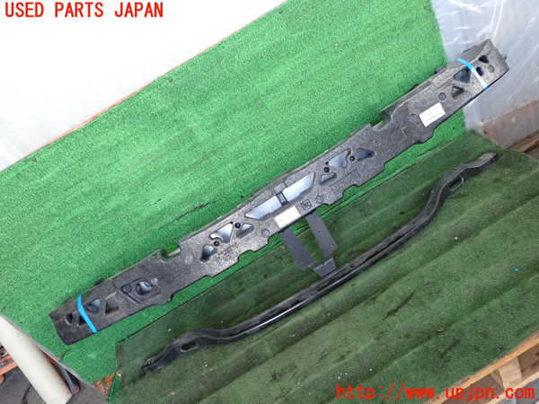 2UPJ-32831014]BMW アクティブハイブリッド5 F10(AH5)(FZ35)フロントバンパーホースメント 中古_m0001.jpg