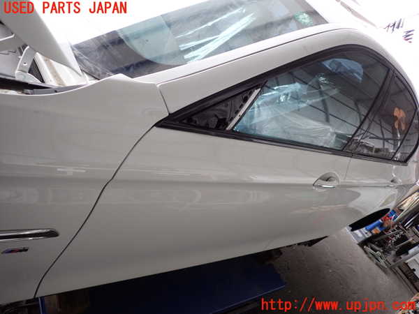 2UPJ-32831260]BMW アクティブハイブリッド5 F10(AH5)(FZ35)左前ドア 中古 AGC M62 43R-00050_m0002.jpg