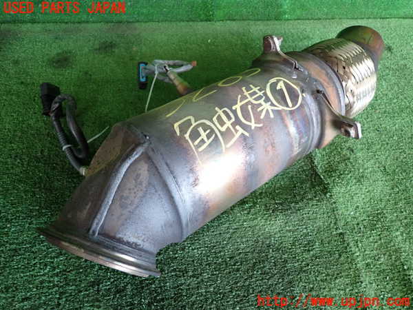 2UPJ-32832661]BMW アクティブハイブリッド5 F10(AH5)(FZ35)触媒1 中古_m0001.jpg