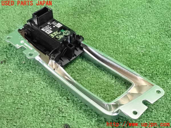 2UPJ-32836310]BMW アクティブハイブリッド5 F10(AH5)(FZ35)スイッチ5（電動パーキング オートホールド） 中古_m0002.jpg