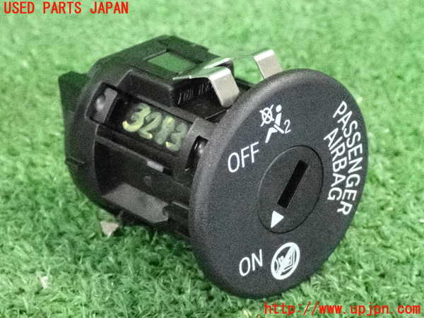 2UPJ-32836312]BMW アクティブハイブリッド5 F10(AH5)(FZ35)スイッチ7(助手席エアバッグ切り替え) 中古_m0001.jpg