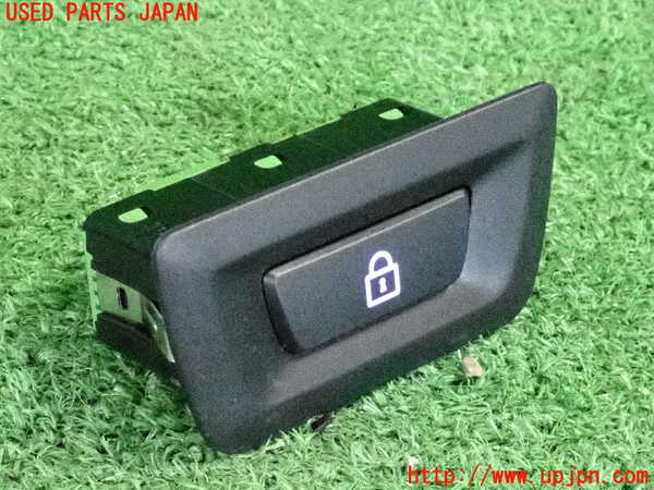 2UPJ-32836313]BMW アクティブハイブリッド5 F10(AH5)(FZ35)スイッチ8 中古_m0001.jpg