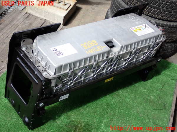 2UPJ-32836911]BMW アクティブハイブリッド5 F10(AH5)(FZ35)ハイブリッドバッテリー1 中古_m0001.jpg