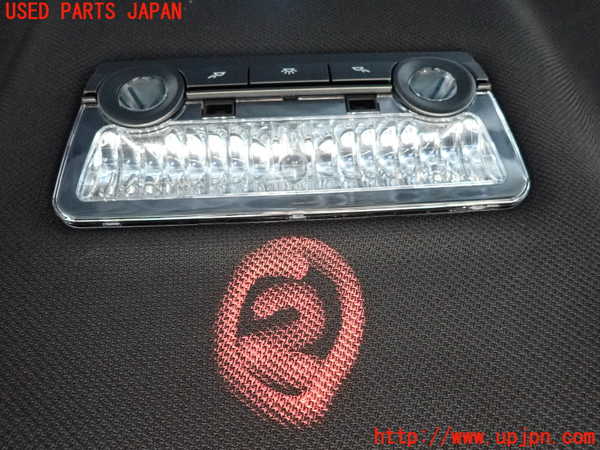 2UPJ-32836412]BMW アクティブハイブリッド5 F10(AH5)(FZ35)ルームランプ2 中古_m0001.jpg