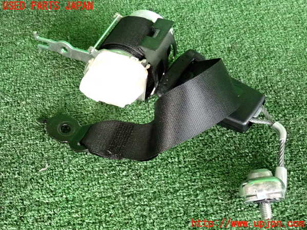 2UPJ-32837155]BMW アクティブハイブリッド5 F10(AH5)(FZ35)右2列目シートベルト 中古_m0002.jpg