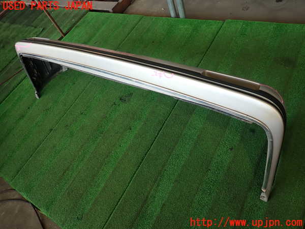 2UPJ-32841010]クラウン 4ドア ハードトップ(GS131)フロントバンパー 中古_m0002.jpg