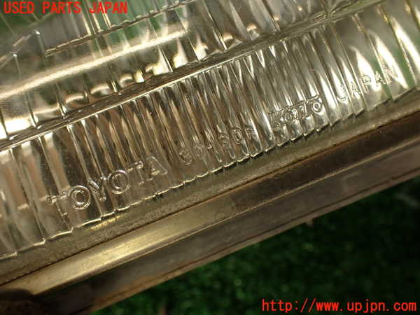 2UPJ-32841130]クラウン 4ドア ハードトップ(GS131)右ヘッドライト ハロゲン 中古_m0003.jpg