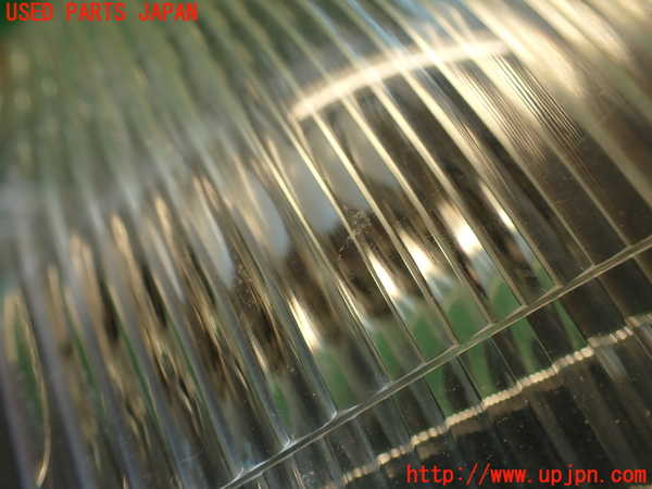 2UPJ-32841150]クラウン 4ドア ハードトップ(GS131)右コーナーランプ 中古_m0003.jpg