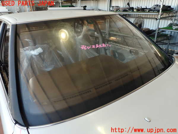 2UPJ-32841195]クラウン 4ドア ハードトップ(GS131)フロントガラス 中古 NSG M4G1_m0001.jpg