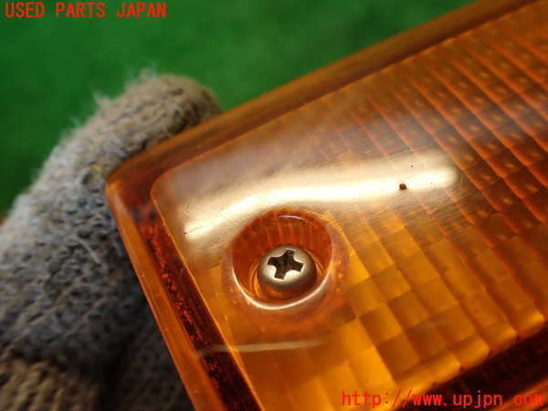 2UPJ-32841160]クラウン 4ドア ハードトップ(GS131)右ウィンカーレンズ 中古_m0002.jpg