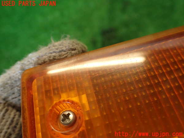 2UPJ-32841162]クラウン 4ドア ハードトップ(GS131)左ウィンカーレンズ 中古_m0002.jpg