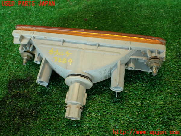 2UPJ-32841162]クラウン 4ドア ハードトップ(GS131)左ウィンカーレンズ 中古_m0004.jpg