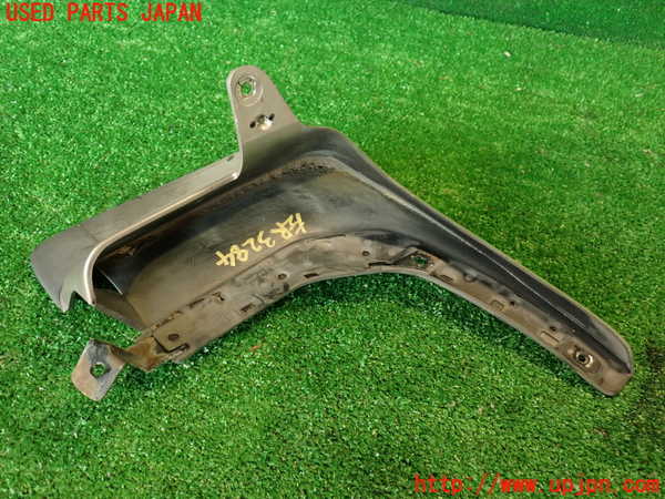 2UPJ-32841456]クラウン 4ドア ハードトップ(GS131)左リアマッドガード(泥除け) 中古_m0004.jpg