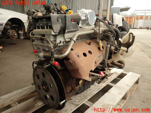 2UPJ-32842010]クラウン 4ドア ハードトップ(GS131)エンジン 1G-GZE 中古_m0002.jpg