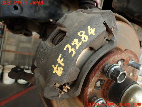 2UPJ-32844080]クラウン 4ドア ハードトップ(GS131)右フロントキャリパー 中古_m0001.jpg