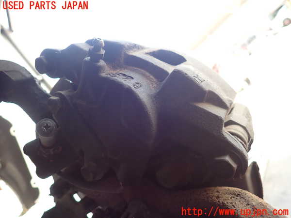 2UPJ-32844080]クラウン 4ドア ハードトップ(GS131)右フロントキャリパー 中古_m0002.jpg