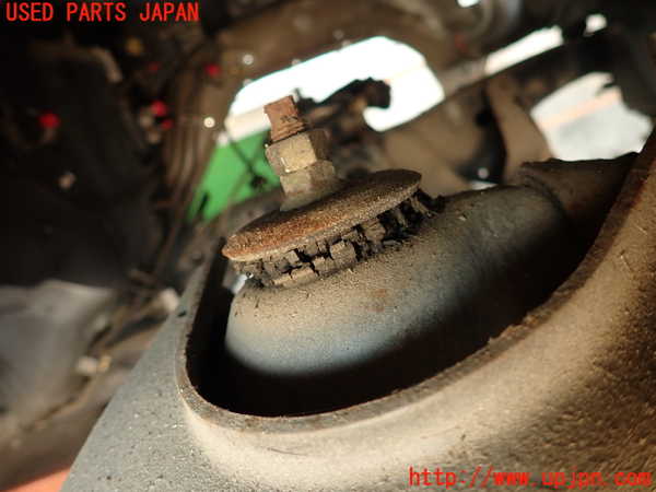 2UPJ-32845060]クラウン 4ドア ハードトップ(GS131)右フロントショックアブソーバー 中古_m0002.jpg