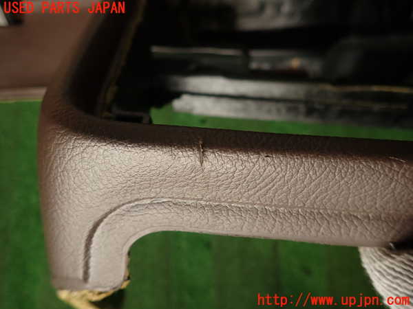 2UPJ-32847505]クラウン 4ドア ハードトップ(GS131)ダッシュボード 中古_m0003.jpg