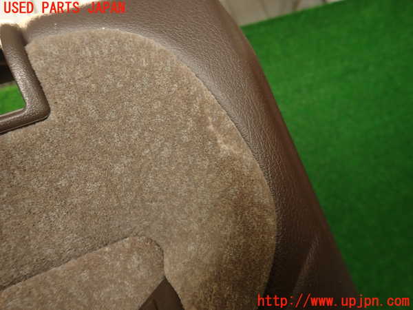 2UPJ-32841324]クラウン 4ドア ハードトップ(GS131)左後ドア内張り 中古_m0002.jpg
